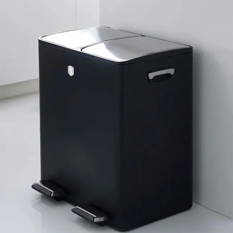 Kosz na śmieci ze stopką 2x30 L Berlinger Haus BH-8883 – Black Rose Gold Collection