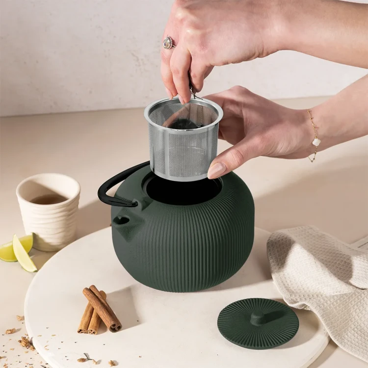 Zaparzacz żeliwny do herbaty BerlingerHaus BH-8942 Matte Green Collection