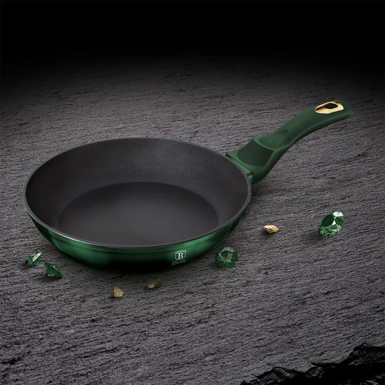 Patelnia 24 cm z powłoką tytanową Emerald Collection BH-6047|OUTLET