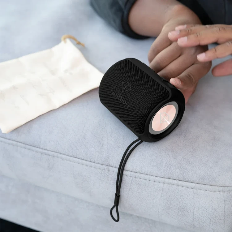 Głośnik Bluetooth z torbą podróżną FashionTV FTV-0115 Matte Black Rose Gold Collection
