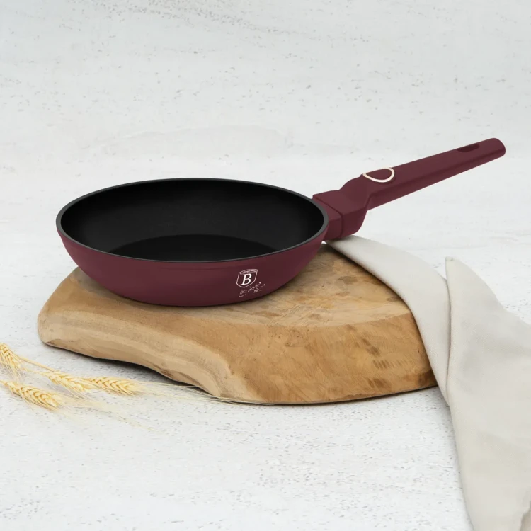 Patelnia z powłoką tytanową 20cm BerlingerHaus Leonardo BH-8022