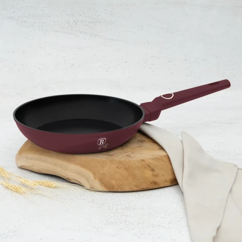 Patelnia z powłoką tytanową 24cm BerlingerHaus Leonardo BH-8023